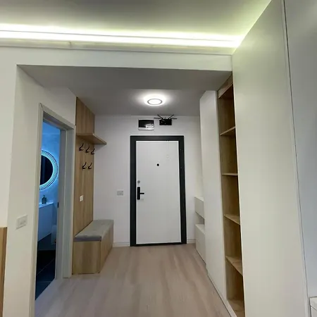 Apartment Georgia White Titanic