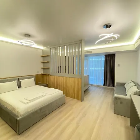 Georgia White Titanic *